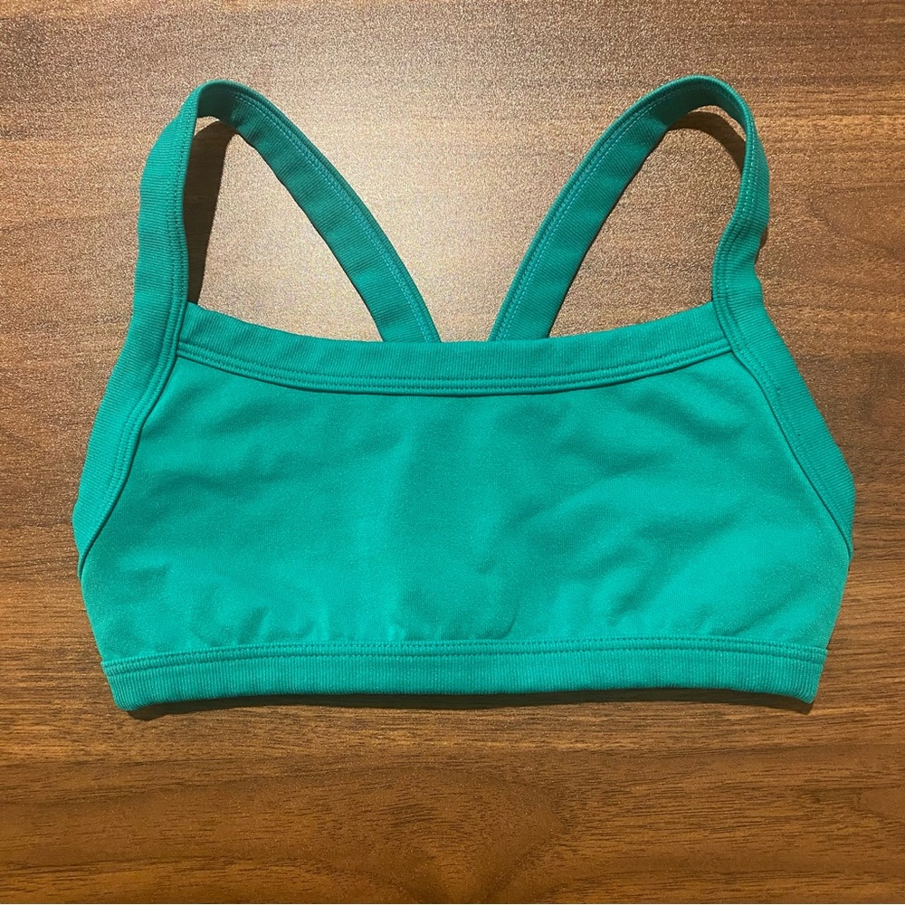 Target Colsie Green Loungewear Sports Bra 
Size Extra Small (fits 32A/32B)